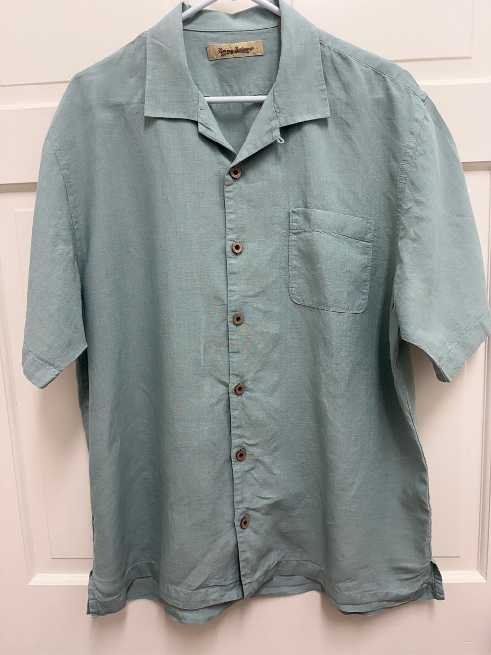100 % Linen Tommy Bahama  Short-Sleeve Button-Front Shirt in Light Seafoam